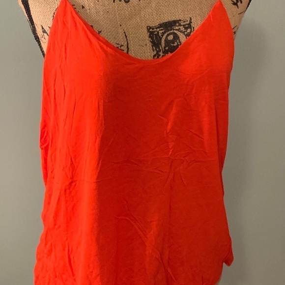 H&M Women’s tank size large - Picture 2 of 3